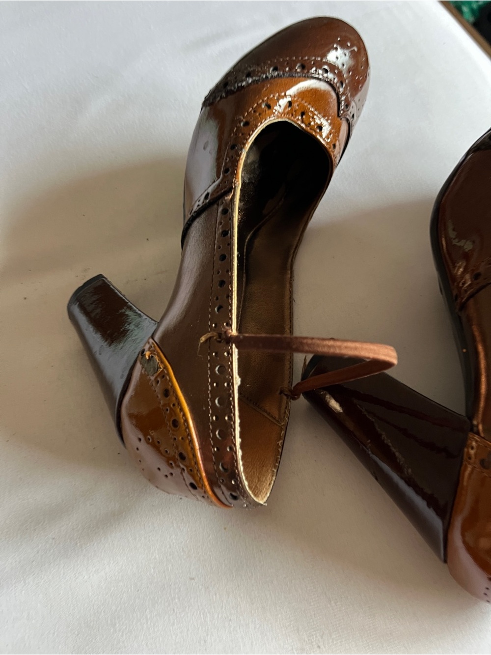 Mossimo Women Size 5.5 Brown Bronze Patent Wingtip Oxford Mary Jane Block Heels - Picture 10 of 16